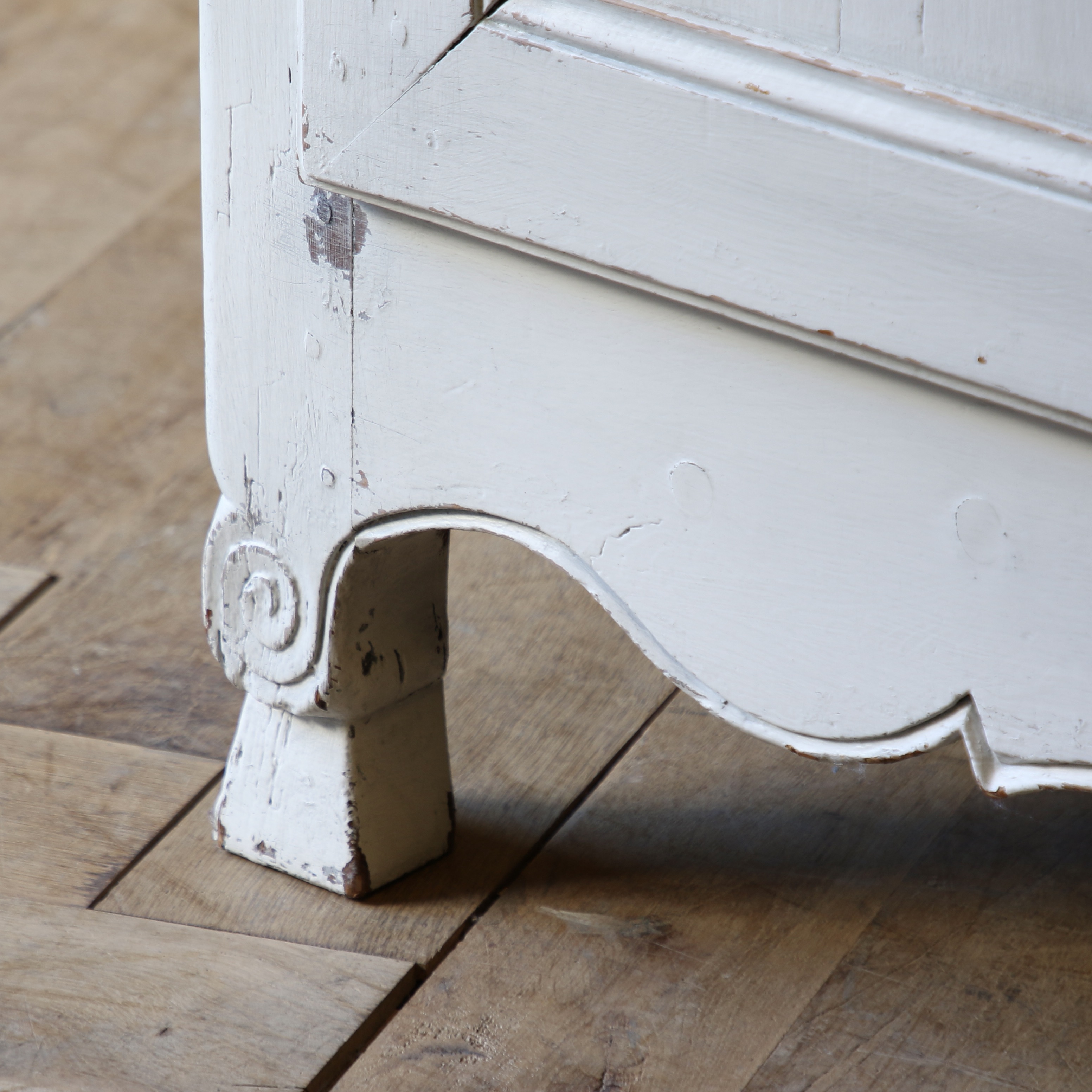 Louis XIV Dresser Base